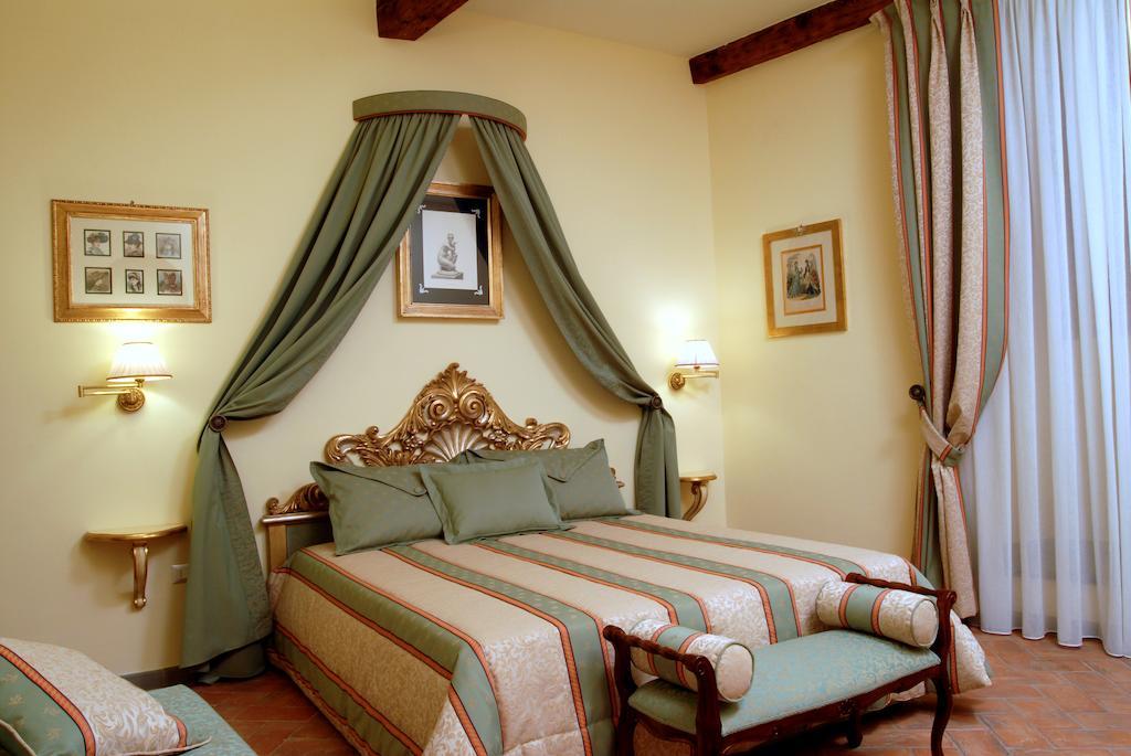 La Casa Del Garbo - Luxury Rooms & Suite Φλωρεντία Δωμάτιο φωτογραφία
